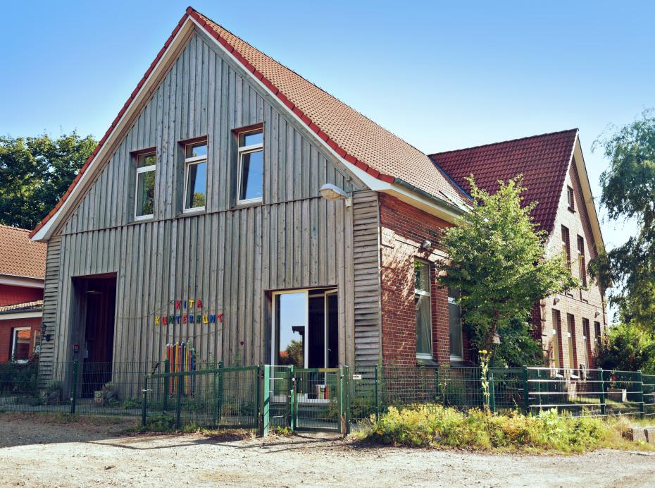 Kita Kunterbunt Süsel Gebäude Außenansicht