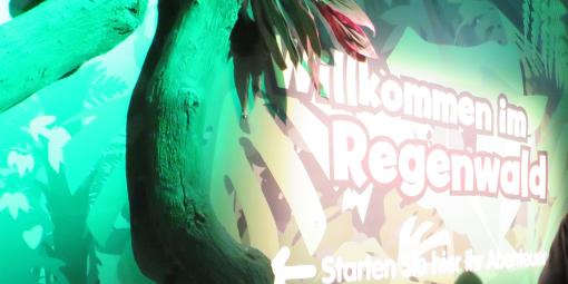 Sea-Life-Center Eingangsschild Sea-Life-Center "Willkommen im Regenwald"